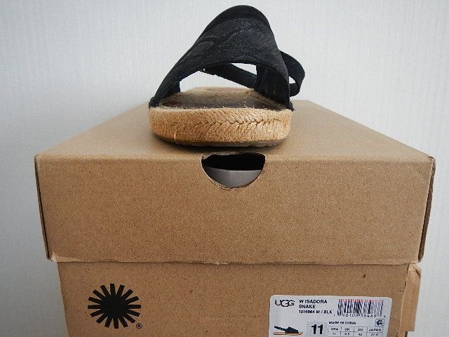Босоніжки жіночі UGG розмір 42 W886 фото