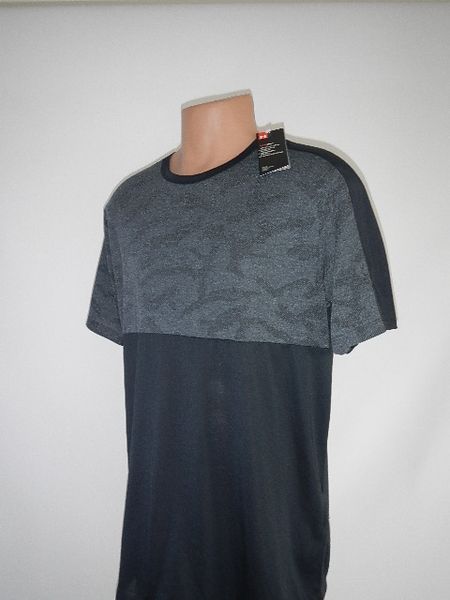 Футболка чоловіча UNDER ARMOUR розмір L T1063 фото
